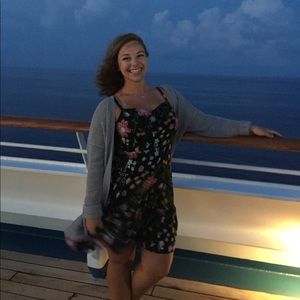 Meet your Posher, Lindsey